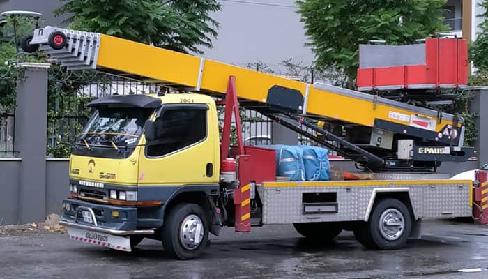 Evim Lojistik dış cephe asansör aracı — Karşıyaka
